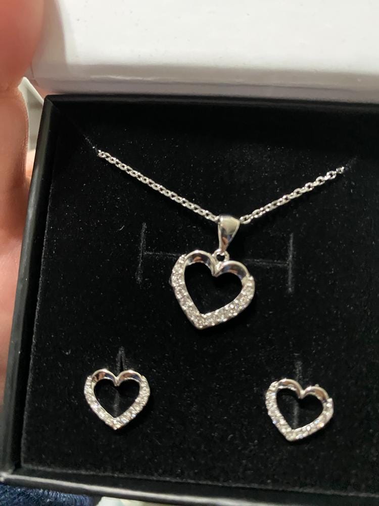 Customer photo review of Chelsea 18k White Gold Plated Silver Heart Necklace and Earring Set with Swarovski Crystals