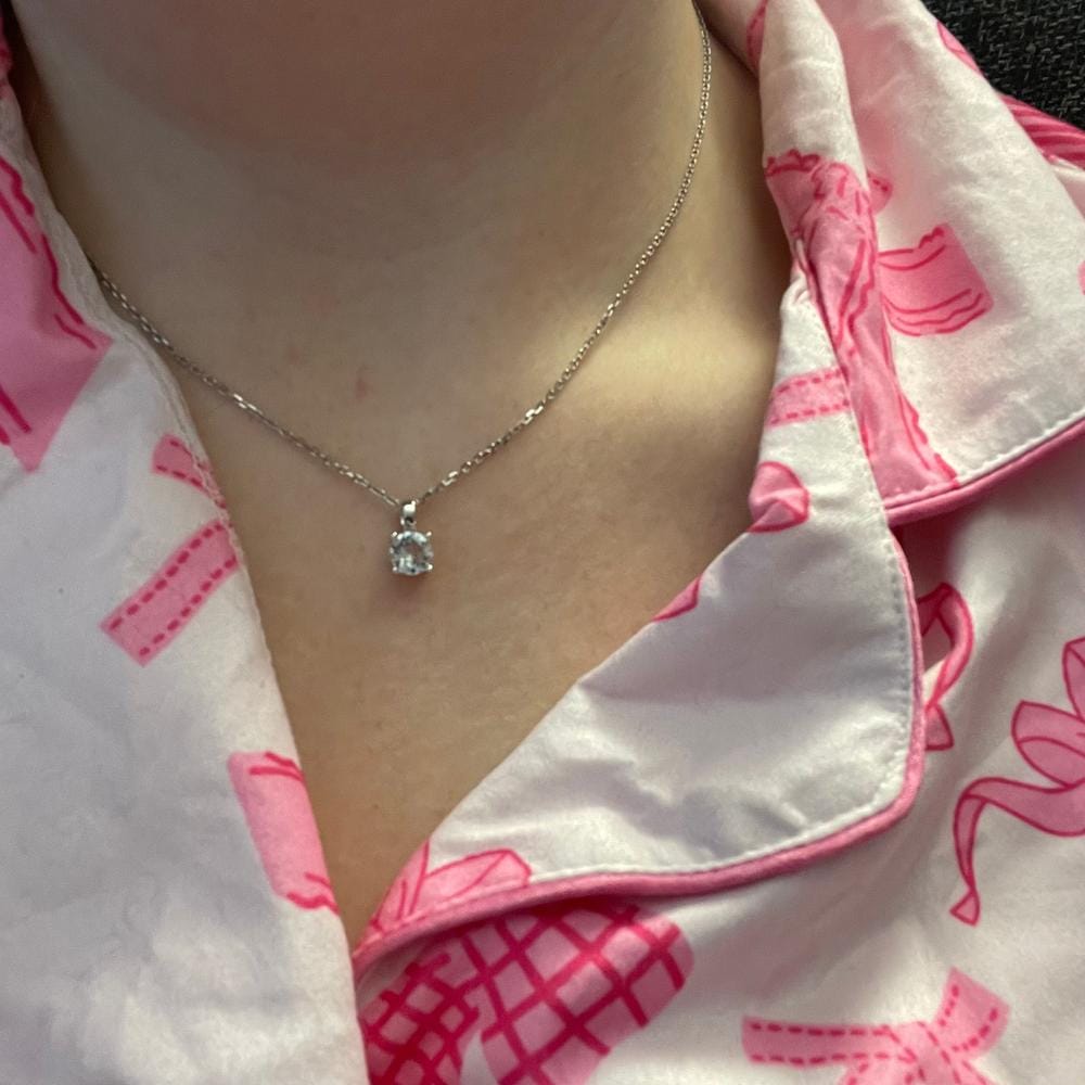 Customer photo review of Araylia 18k White Gold Plated Necklace with Solitaire Round Cut Swarovski Crystal