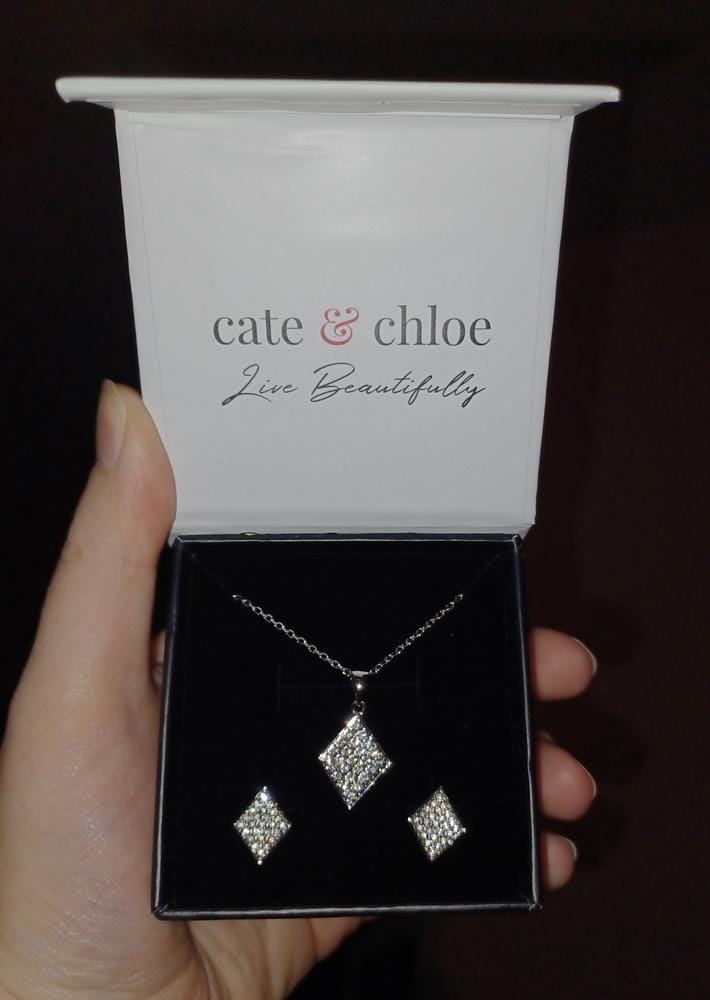 Customer photo review of Lennon 18k White Gold Necklace and Stud Earrings Jewelry Set with Crystals