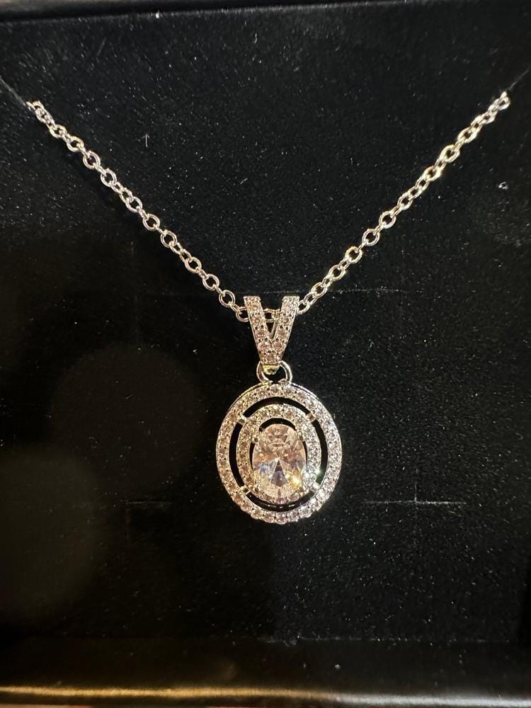 Customer photo review of Zelda 18k White Gold Plated Pendant Necklace with Simulated Diamond Crystals