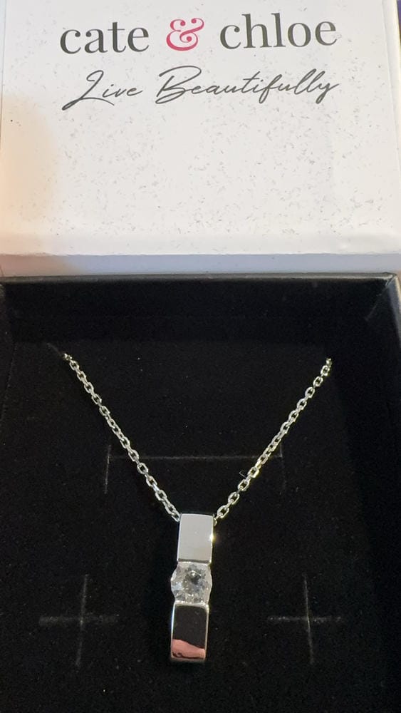 Customer photo review of Nailea 18k White Gold Plated Pendant Necklace with Swarovski Crystals