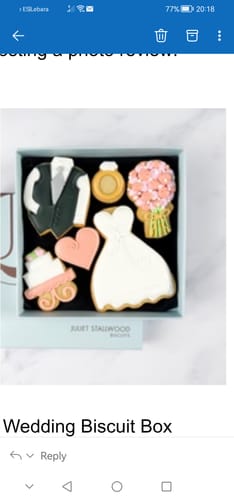 Customer photo review of Wedding Deluxe Biscuit Box