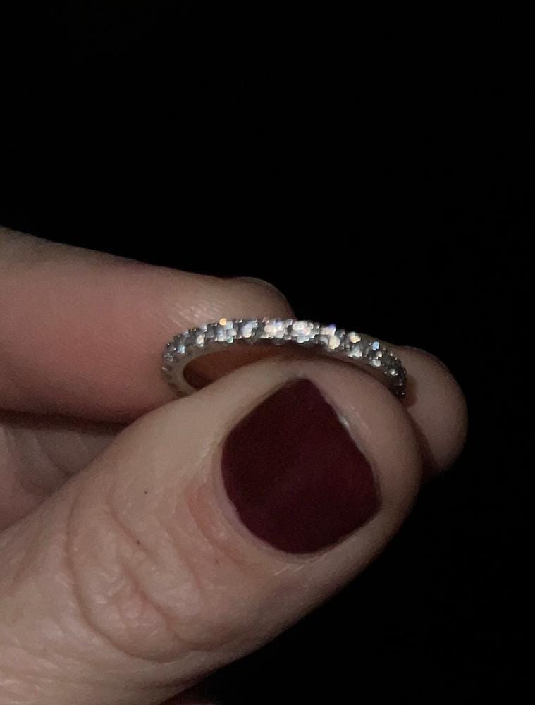 Customer photo review of Moissanite by Cate & Chloe Sadie 0.9tcw Round Cut 925 Sterling Silver 18k White Gold Plated Wedding Band