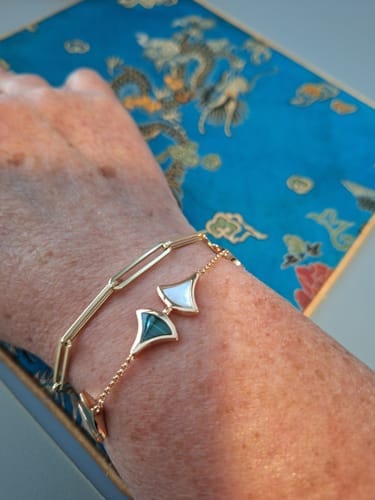 Customer photo review of DREAM MOP AND MALACHITE BRACELET PINK GOLD