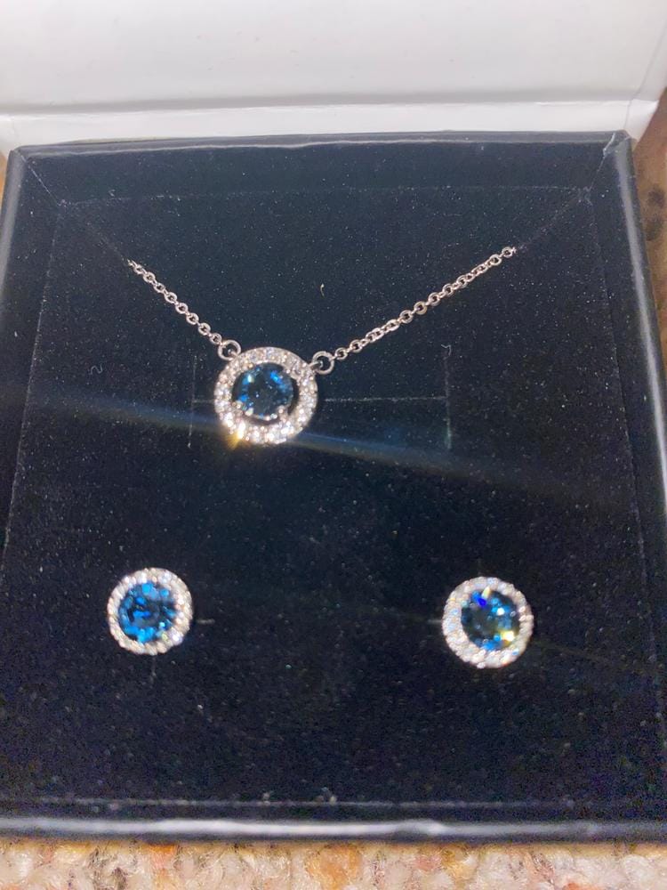 Customer photo review of Royal Birthstone 18k White Gold Plated Halo Stud Earrings with Round Cut Swarovski Crystals