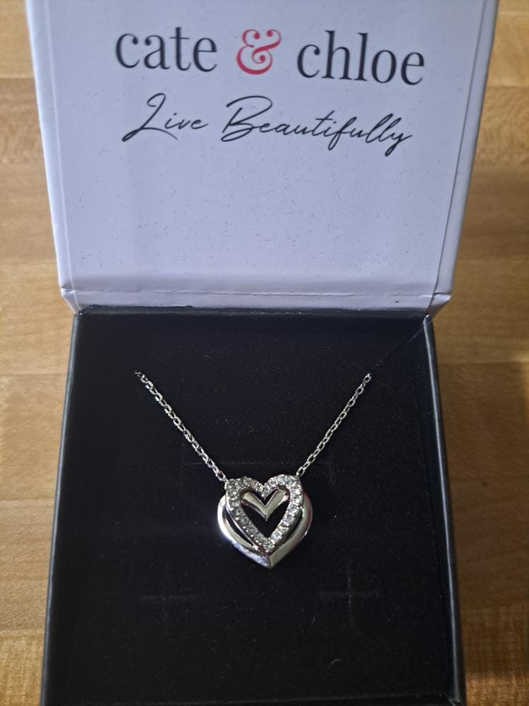 Customer photo review of Cathy 18k White Gold Plated Necklace with Swarovski Crystals