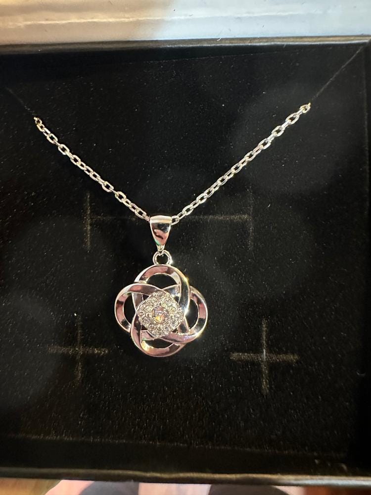 Customer photo review of Nyssa 18k White Gold Plated Necklace with Swarovski Crystals