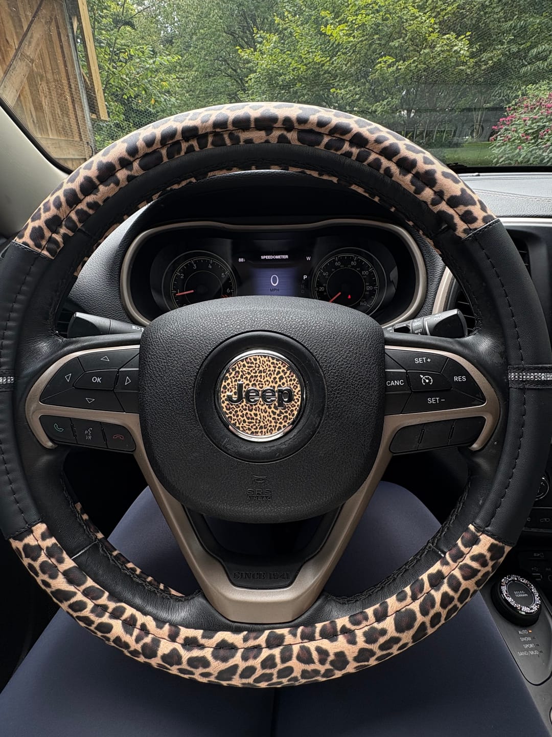 Customer photo review of Animal Print Steering Wheel Decal for Jeep