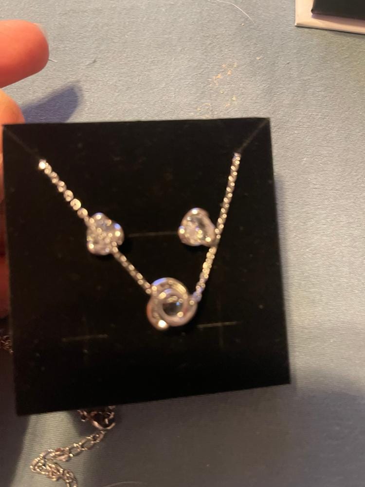 Customer photo review of Harmony 18k White Gold Plated Necklace with Round Cut Solitaire Swarovski Crystal