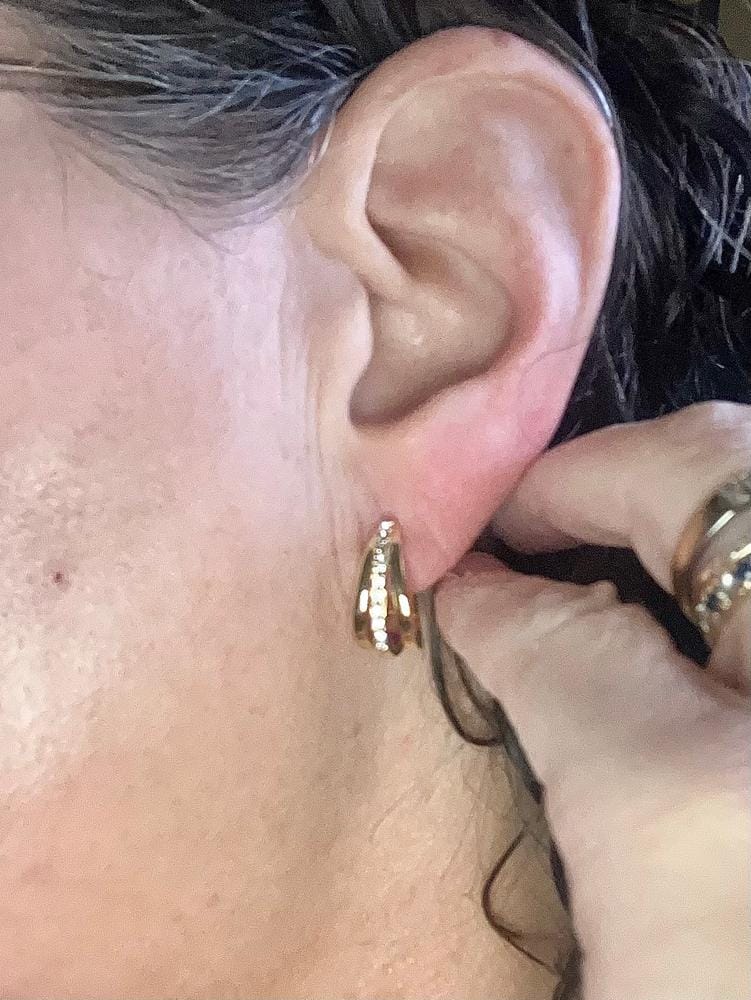 Customer photo review of Bella 18k White Gold Plated 17mm Hoop Earrings with Swarovski Crystals