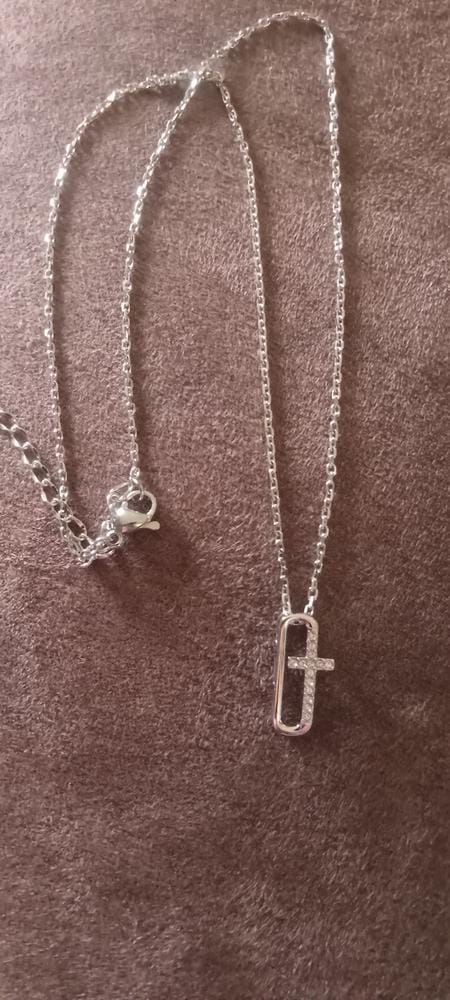 Customer photo review of Lona 18k White Gold Plated Silver Cross Necklace with Swarovski Crystals