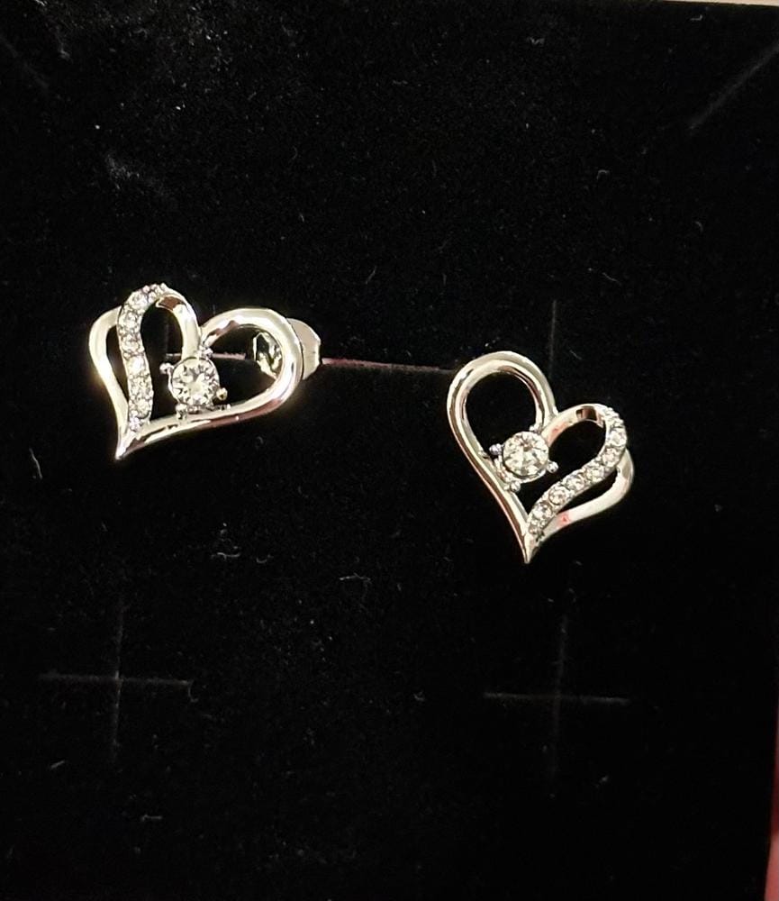 Customer photo review of Kara 18k White Gold Plated Silver Heart Stud Earrings with Swarovski Crystals