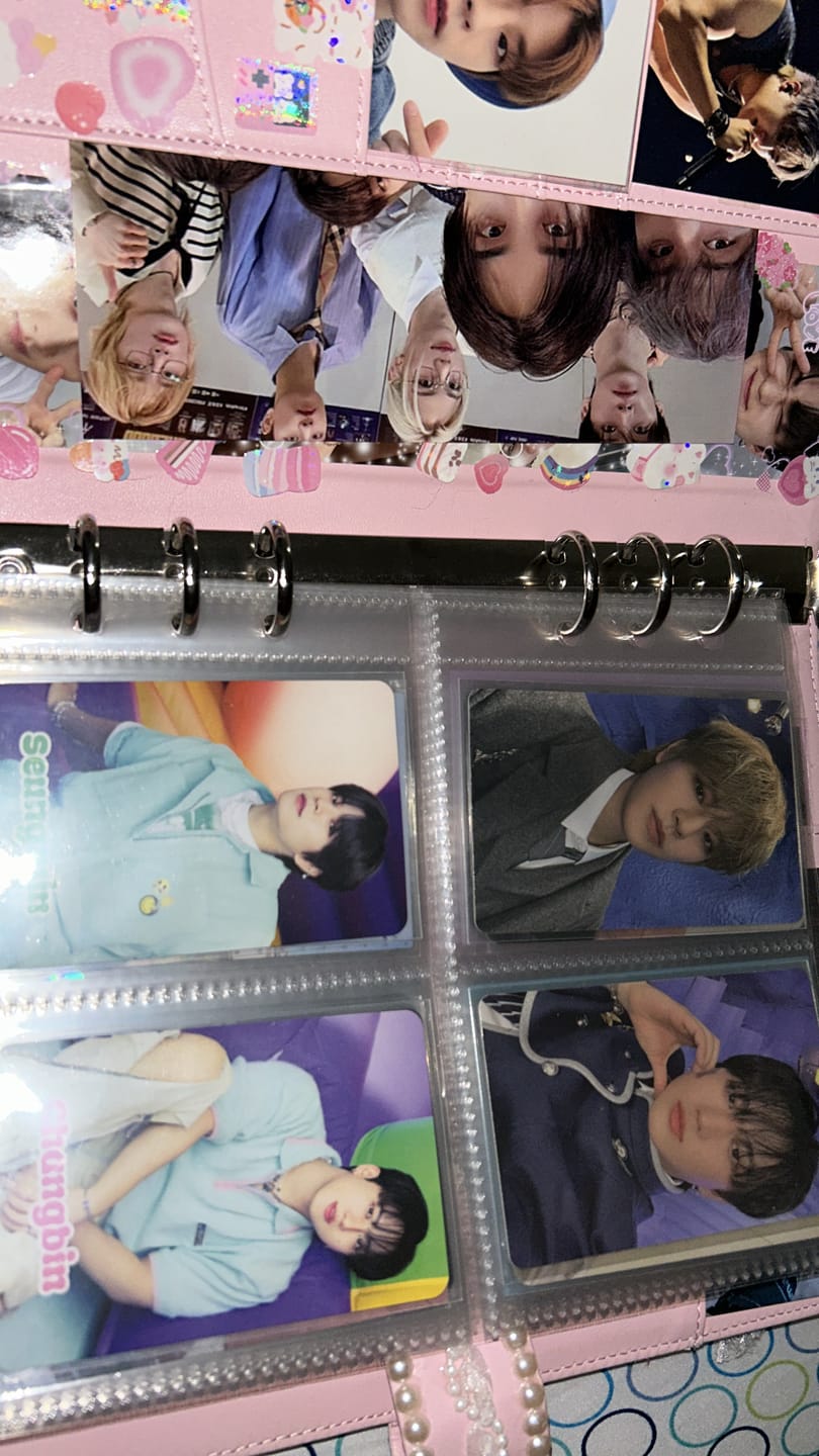 Customer photo review of PREMIUM PHOTOCARD SLEEVES - PURPLE VERSION (57x88MM)