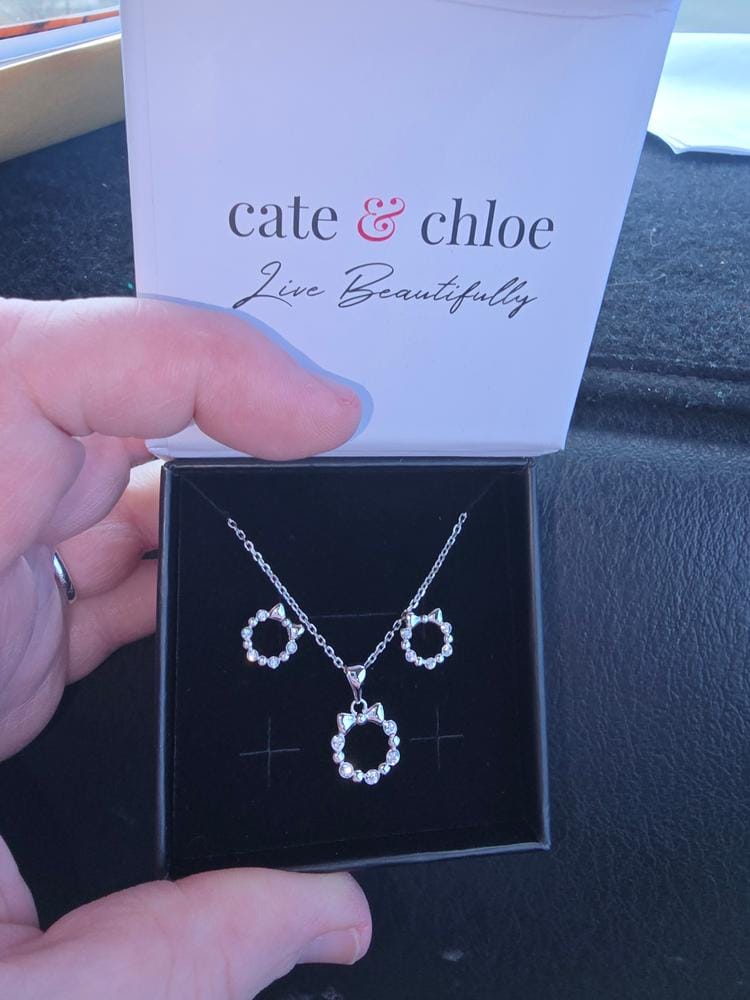 Customer photo review of Edith 18k White Gold Plated Silver Ribbon Necklace and Earring Set with Swarovski Crystals