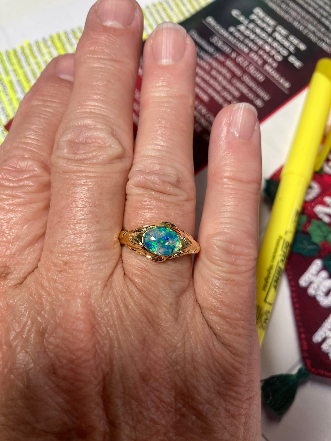 Customer photo review of Leaf Cremation Ring with Cremation Ashes