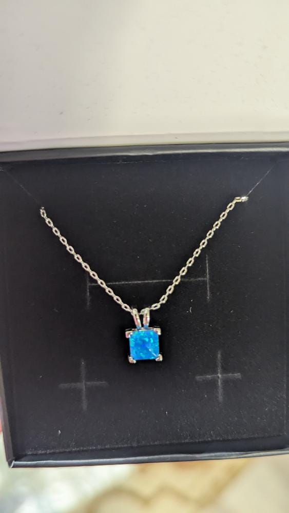 Customer photo review of Amphitrite 18k White Gold Plated Pendant Necklace with Princess Cut Opal Stone