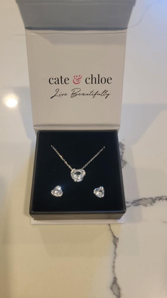 Customer photo review of Harmony 18k White Gold Plated Necklace with Round Cut Solitaire Swarovski Crystal