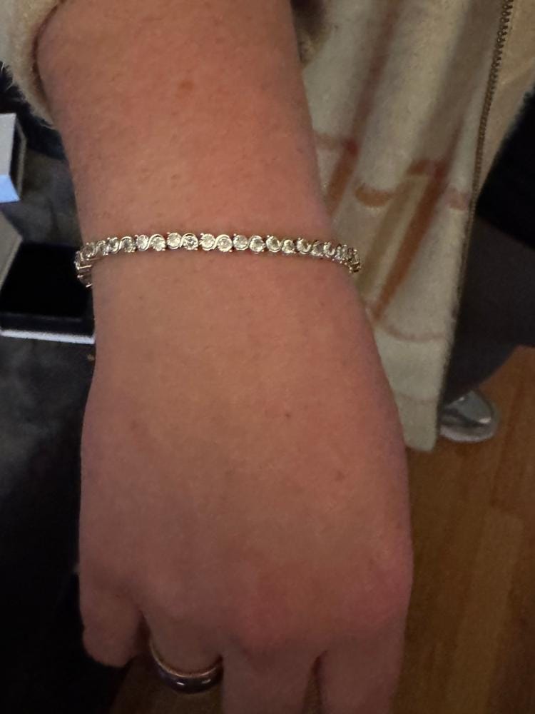 Customer photo review of Ezra 18k White Gold Plated Infinity Tennis Bracelet with Simulated Diamond Crystals