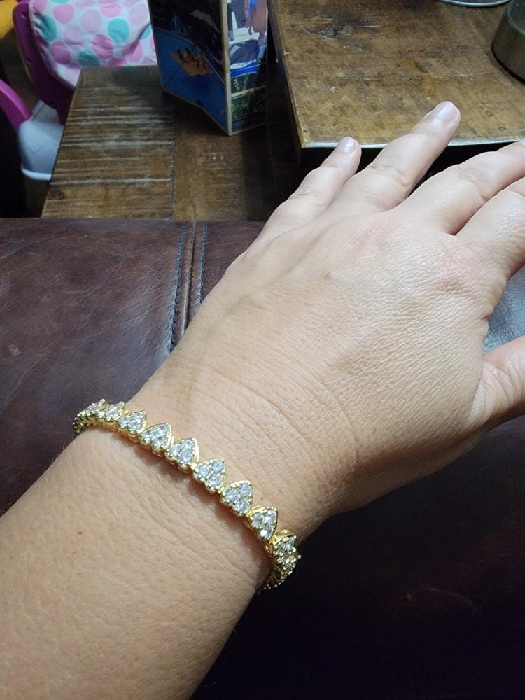 Customer photo review of Donna 18k White Gold Plated Silver Heart Bracelet with Simulated Diamond Crystals