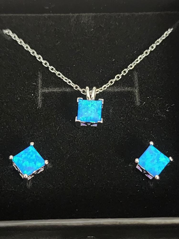 Customer photo review of Amphitrite 18k White Gold Plated Stud Earring and Necklace Set with Princess Cut Opal Stones