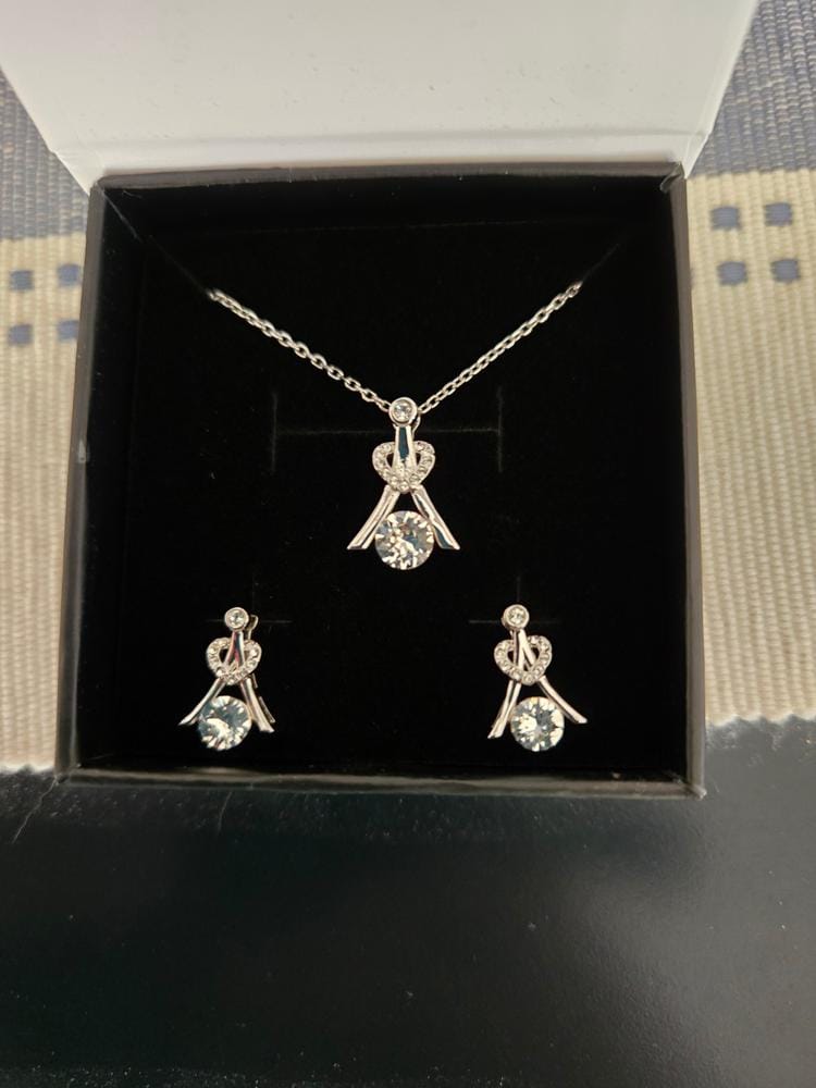 Customer photo review of Serenity Birthstone 18k White Gold Plated Necklace with Round Cut Swarovski Crystals