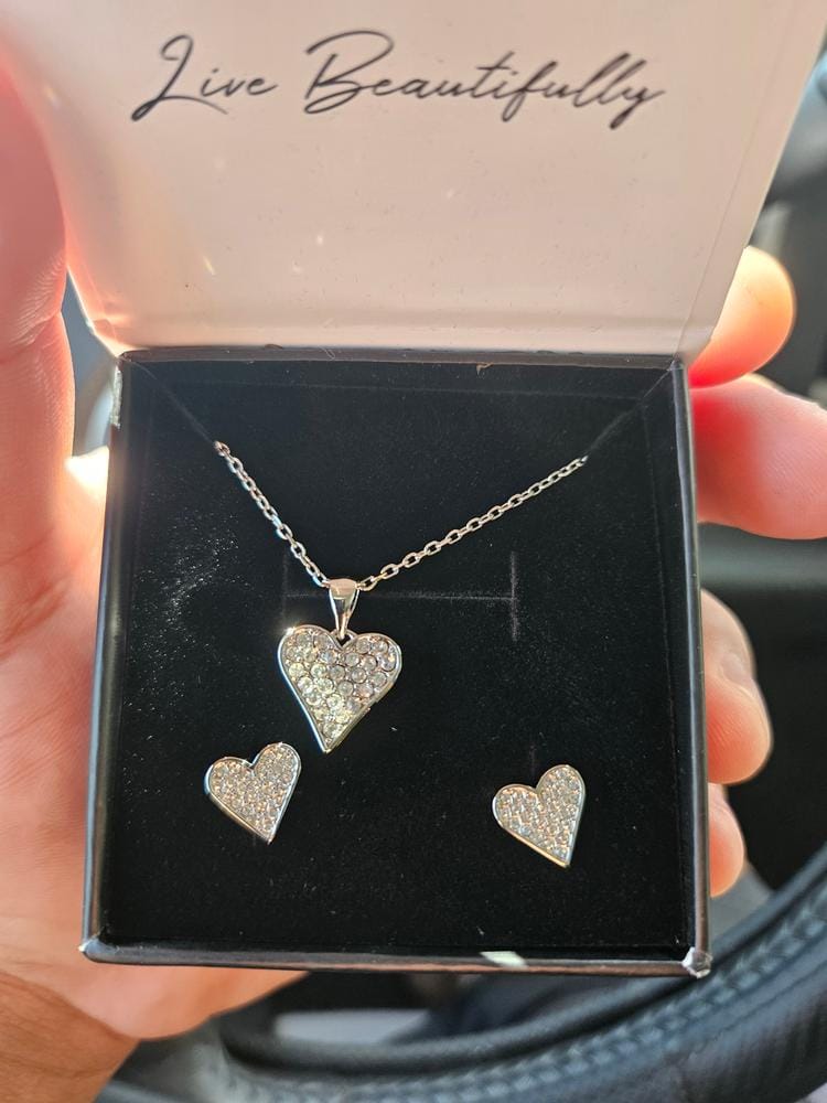 Customer photo review of Cecilia 18k White Gold Plated Heart Pendant Necklace with Swarovski Crystals