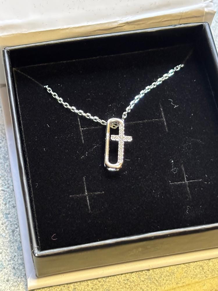 Customer photo review of Lona 18k White Gold Plated Silver Cross Necklace with Swarovski Crystals