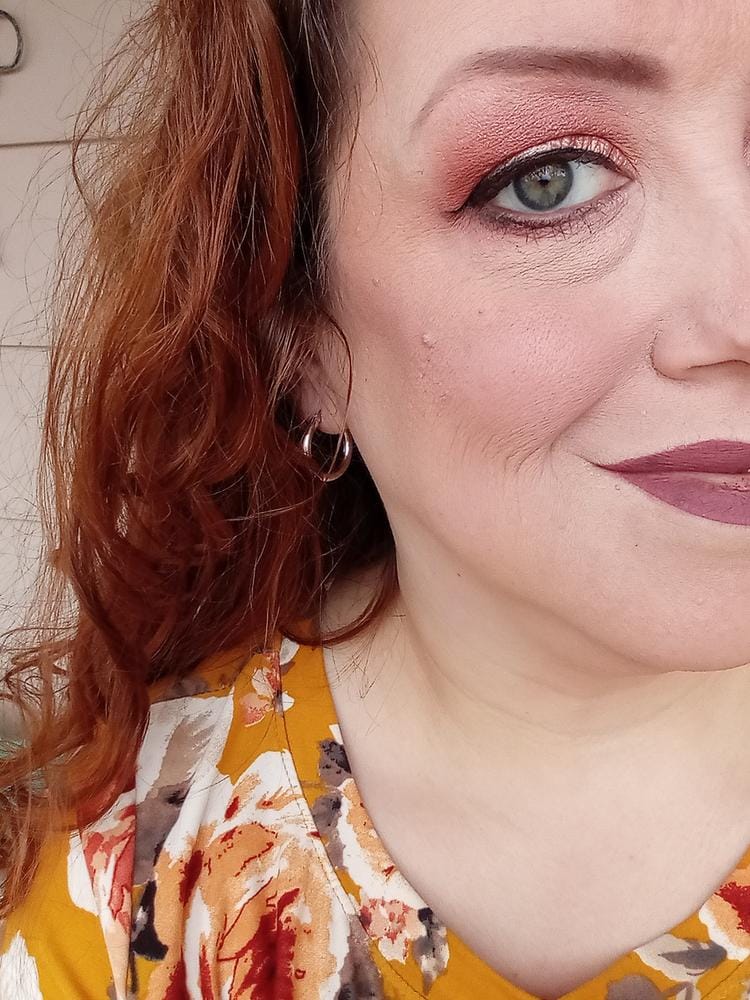 Customer photo review of Amy 18k White Gold Plated 20mm/30mm Hoop Earrings - Fab Fav Deals