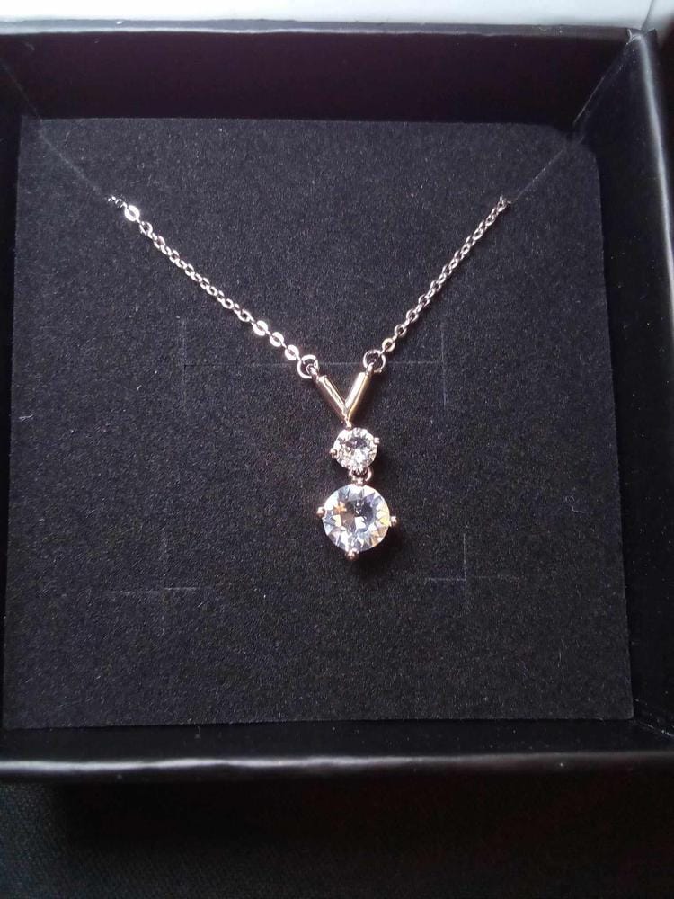 Customer photo review of Andy 18k White Gold Plated 2-Stone Pendant Necklace with Swarovski Crystals