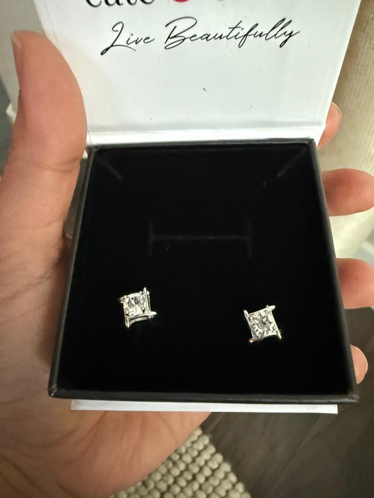 Customer photo review of Lorelei 18k White Gold Plated Stud Earrings with Round Swarovski Crystals - Fab Fav