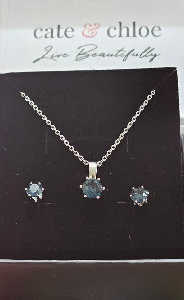 Customer photo review of Birthstone Earrings 18k White Gold Plated Stud Earrings with 1ct Solitaire Swarovski Crystals
