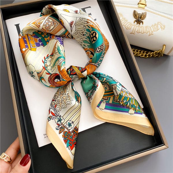 Customer photo review of Hamaly Foulard (88cm - 100% Seta)