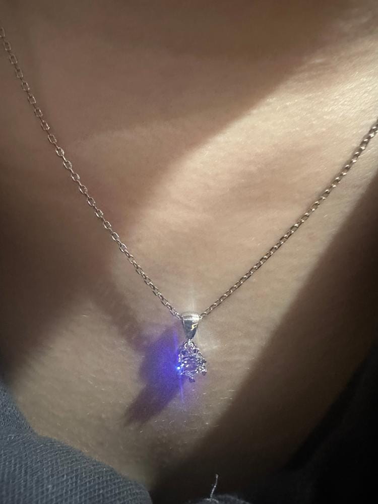 Customer photo review of Maggie 18k White Gold Plated Pendant Necklace with Round Cut Solitaire Swarovski Crystal