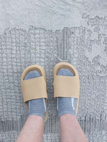 Customer photo review of Pantoufle Orthopédique Cloudly™
