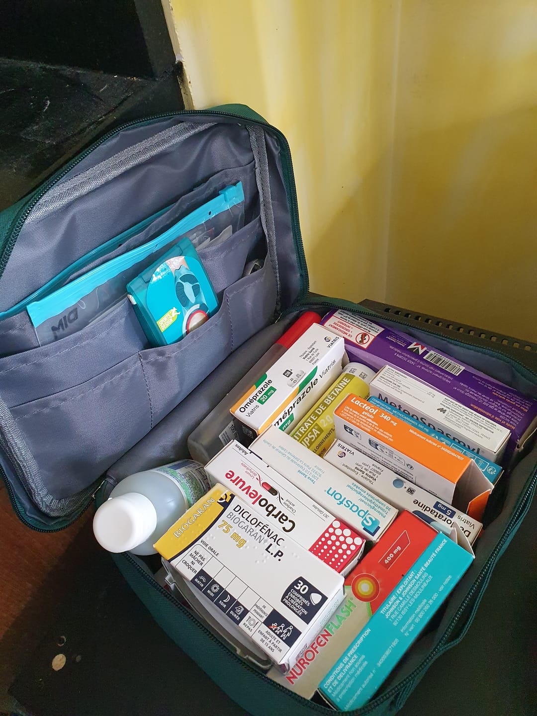 Customer photo review of Trousse Pharmacie Vide Voyage Grande Taille