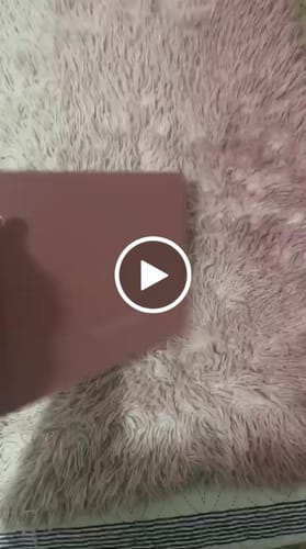 Customer video review of PALETA DE SOMBRAS CLASSIC 35 TONOS