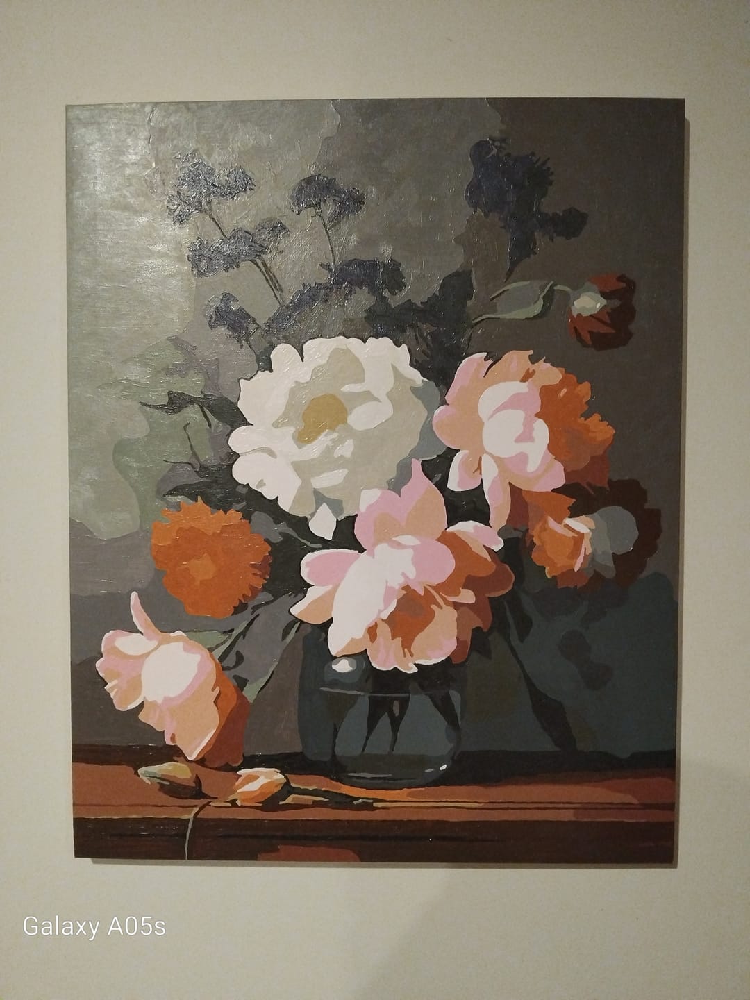 Customer photo review of Fresh Flowers in a Vase | Paint by Numbers