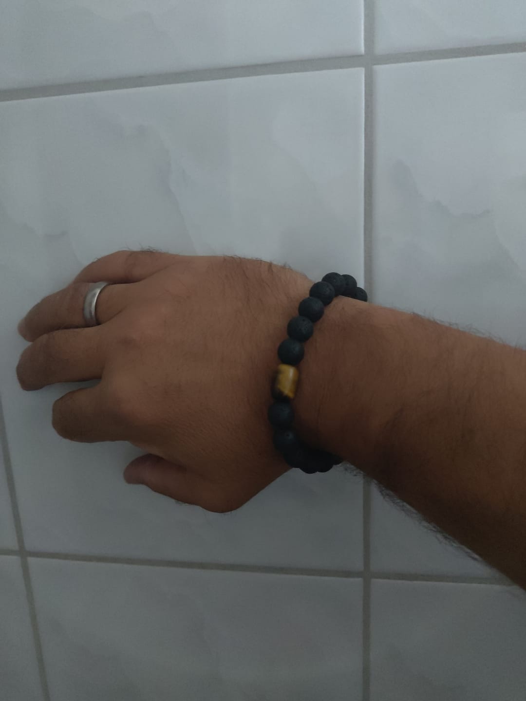 Customer photo review of Buddha Stones, Lavagestein, Ebenholz, Tigerauge, unterstützendes Heilungsarmband