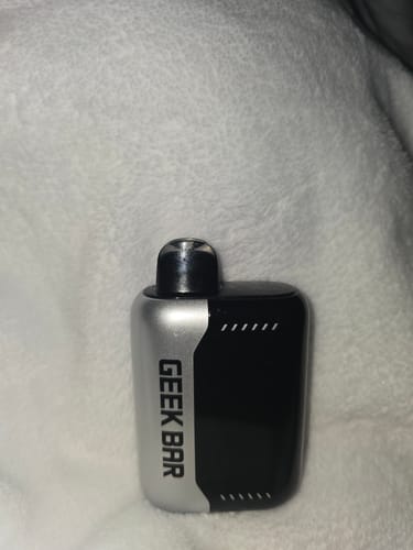 Customer photo review of Geek Bar Pulse X 25000 Disposable Vape (5%, 25000 Puffs)