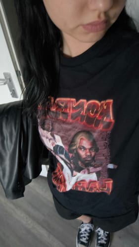 Customer photo review of KONRAD LAHMER T-SHIRT