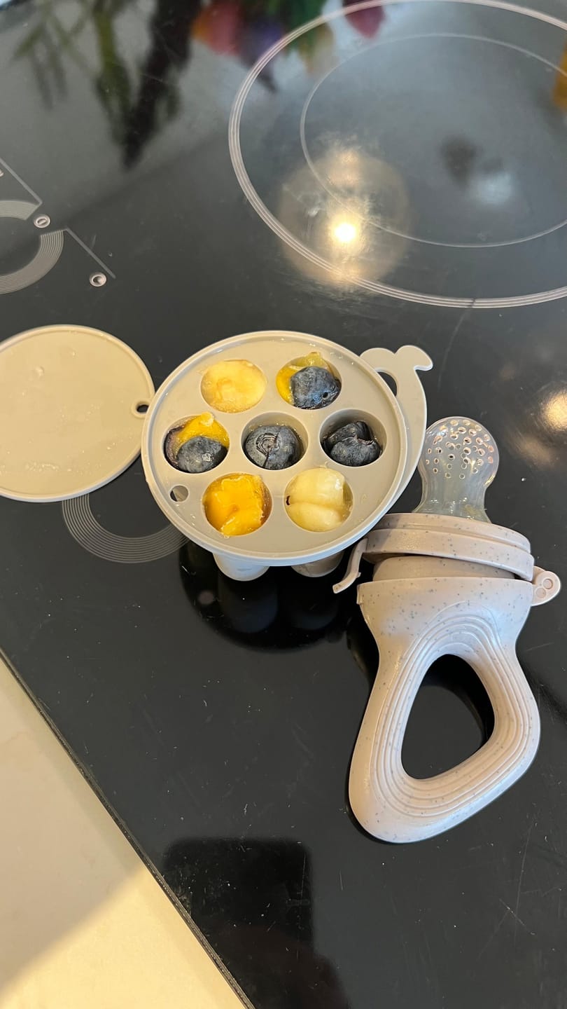 Customer photo review of מוצצים של Lorin