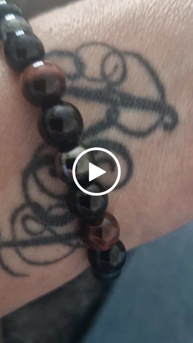 Customer video review of Buddha Stones Natural Tiger's Eye Obsidian Hematite Positive Powerful Bracelet