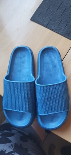 Customer photo review of Pantoufle Orthopédique Cloudly™