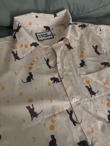 Customer photo review of Episodic Cat Catching the Moon Button Up Shirt
