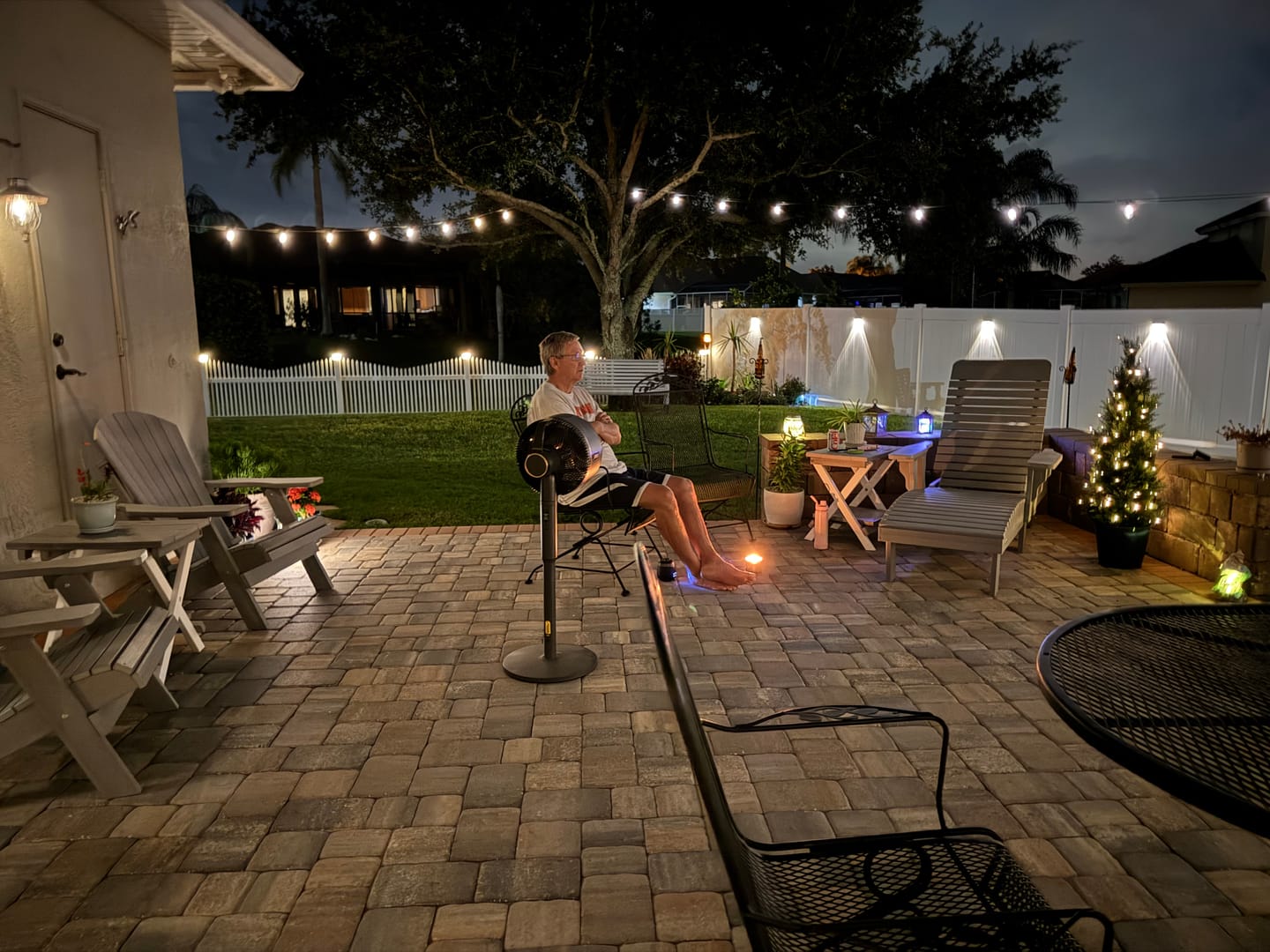 Customer photo review of DURAWEATHER POLY® Folding Side Table w/ Removable Serving Tray - Ships Fully Assembled