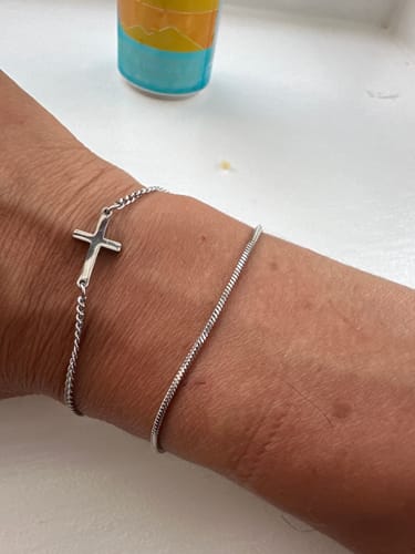 Customer photo review of CROSS BRACELET | Silver