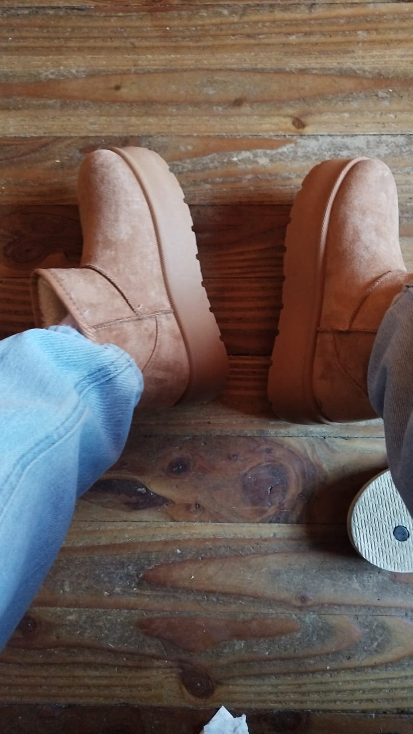 Customer photo review of Botín Camel Mujer 48111