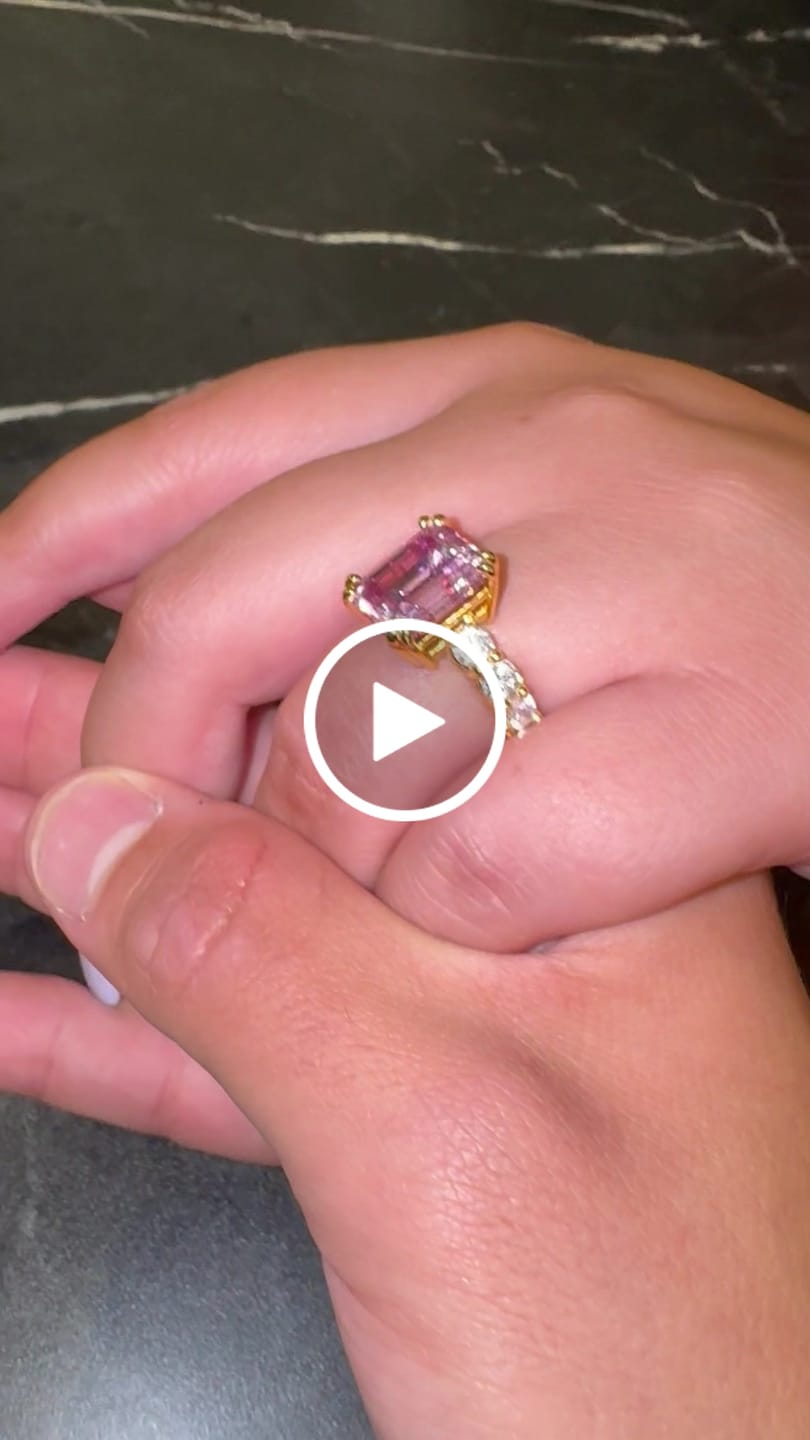 Customer video review of The Camilla