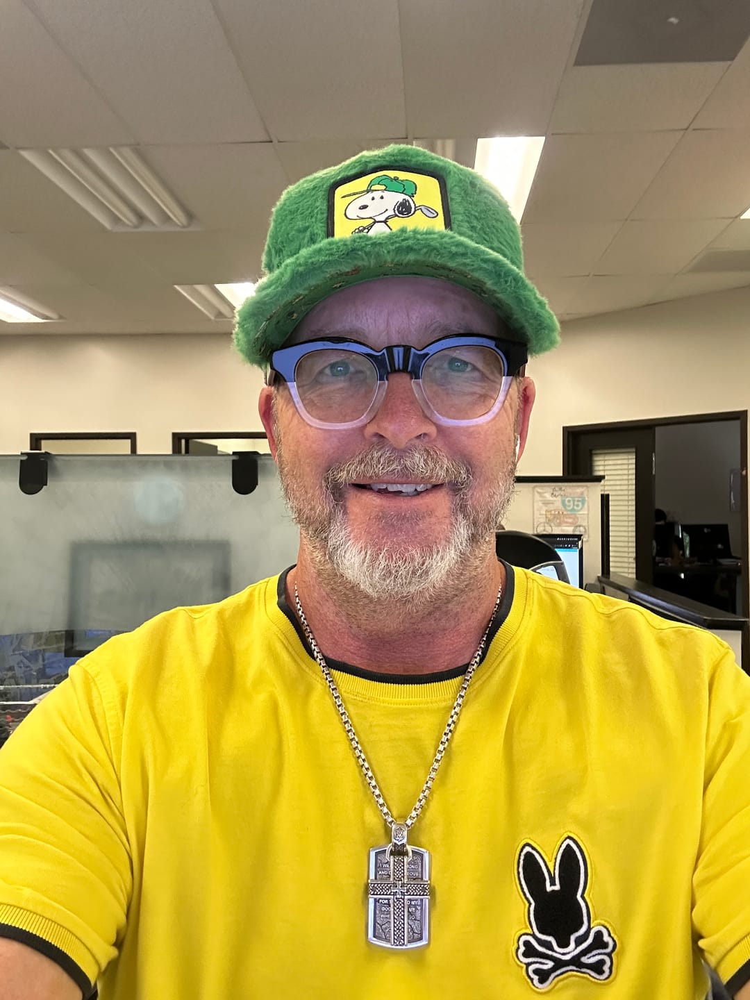 Customer photo review of OVERLORD X Peanuts: Golf Snoopy Trucker Cap