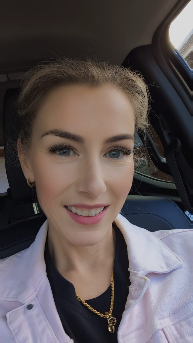 Customer photo review of Infinaluxe Customisable Lash Extensions - Single Length